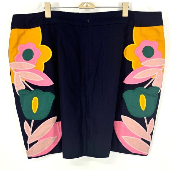 NWOT Boden Embroidered Mini Skirt in Navy Applique Blue Pink 20 22 - Picture 4 of 6